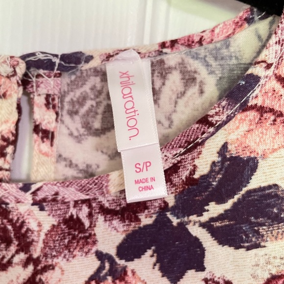 Mini floral Shift Dress - Picture 4 of 7